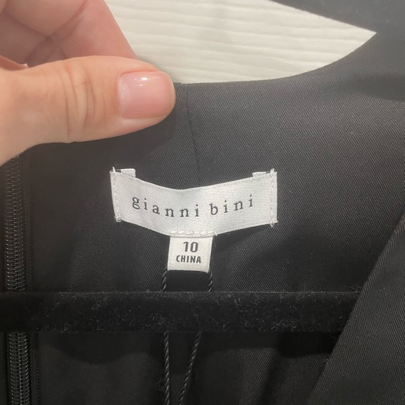 NWT black dressy romper. - Picture 2 of 7